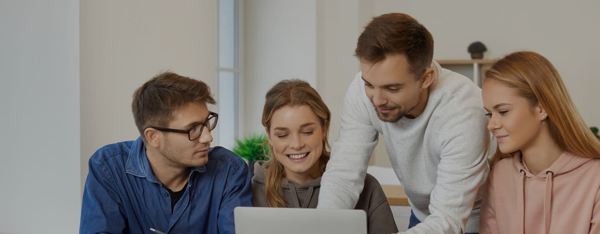 Manipal Business School Faculty Publishes Q2-Ranked Study on Masstige Consumption